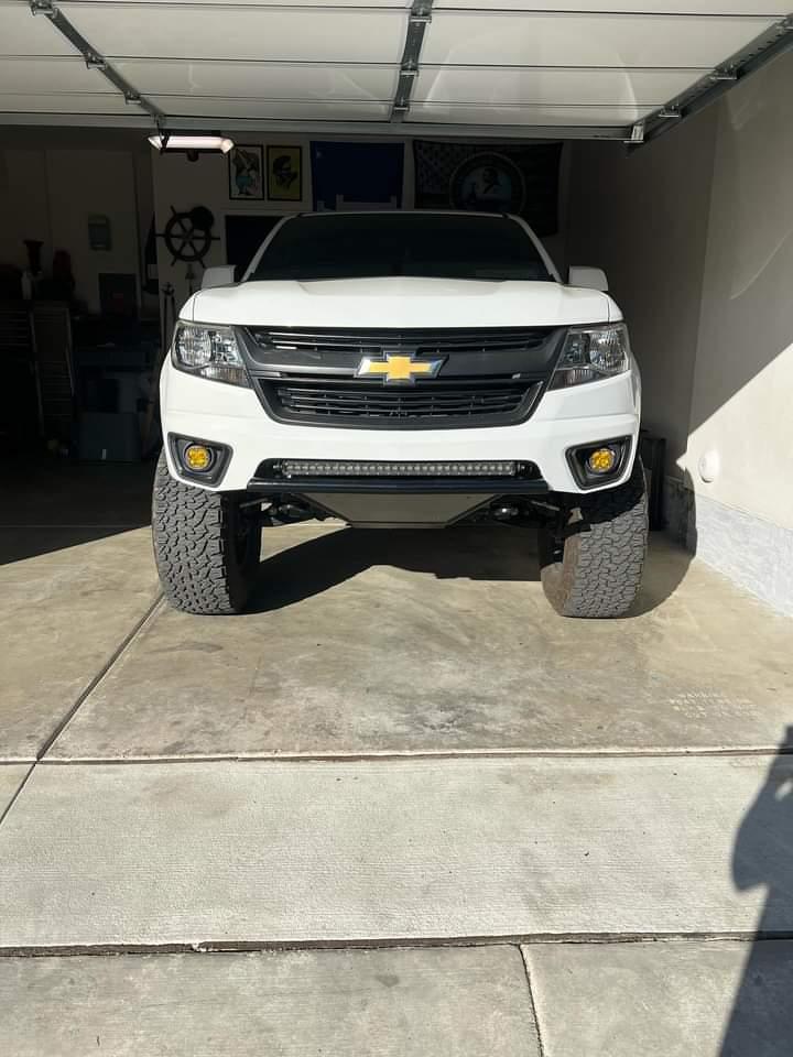 2nd Gen Chevy Colorado Low Profile Front Bumper